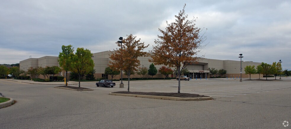 12064 Springfield Pike, Springdale, OH for sale - Building Photo - Image 2 of 2