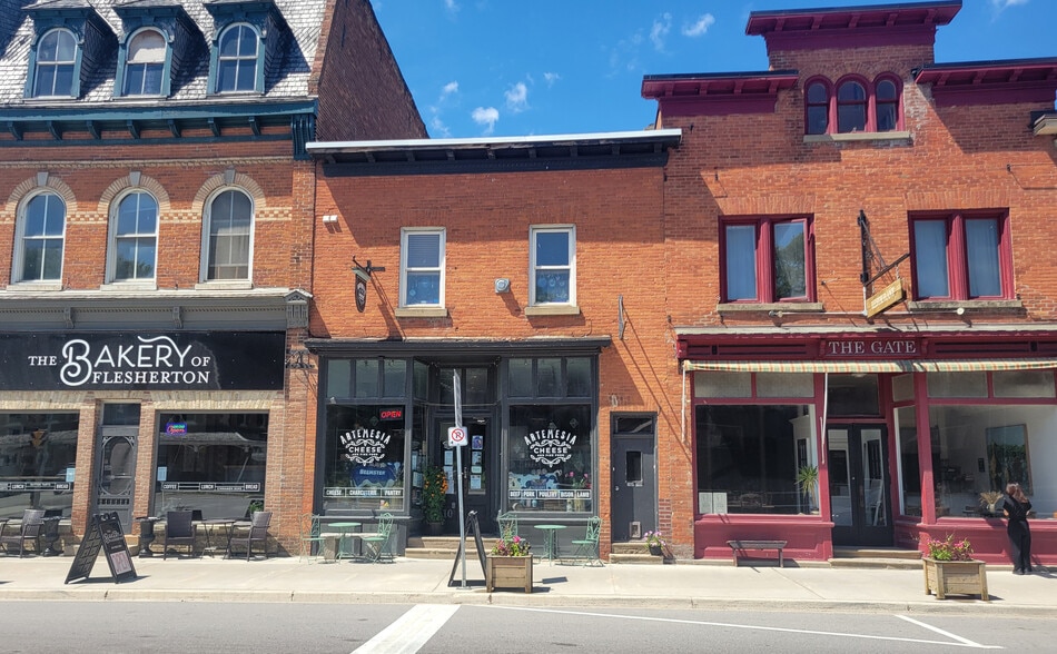 10 Sydenham St, Flesherton, ON à vendre - Photo du bâtiment - Image 3 de 7