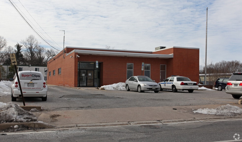 9113 Liberty Rd, Randallstown, MD à vendre - Photo principale - Image 1 de 4