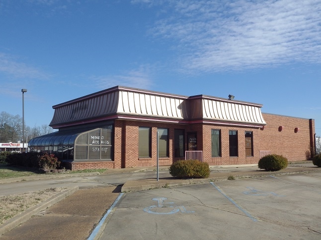 58 Hwy 45 Plaza Dr, West Point, MS for sale - Building Photo - Image 1 of 1