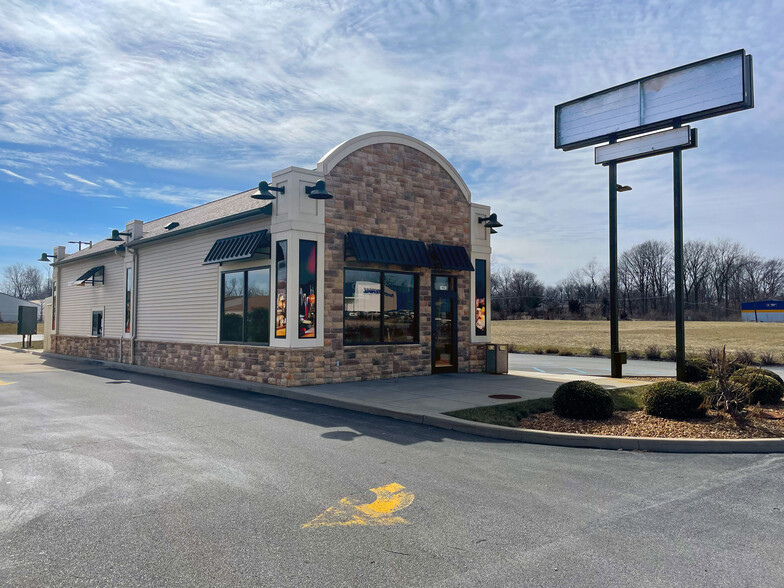 1903 W Coliseum Blvd, Fort Wayne, IN for sale - Building Photo - Image 1 of 1