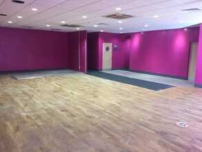 100 Dura St, Dundee for lease Interior Photo- Image 2 of 4