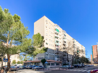 Plus de détails pour Plaza San Juan de Covas, 16, Alcorcón - Multi-résidentiel à vendre