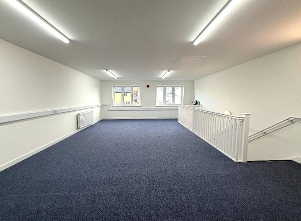 Office in Oxencombe Rd, Chudleigh for lease - Building Photo - Image 2 of 2