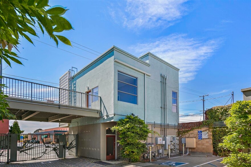 2831-2849 7th St, Berkeley, CA for lease - Building Photo - Image 2 of 17