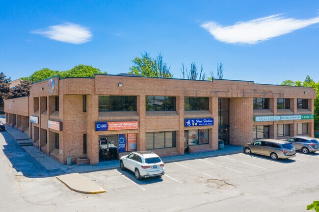 Plus de détails pour 5 Mcintosh Dr, Markham, ON - Bureau à vendre