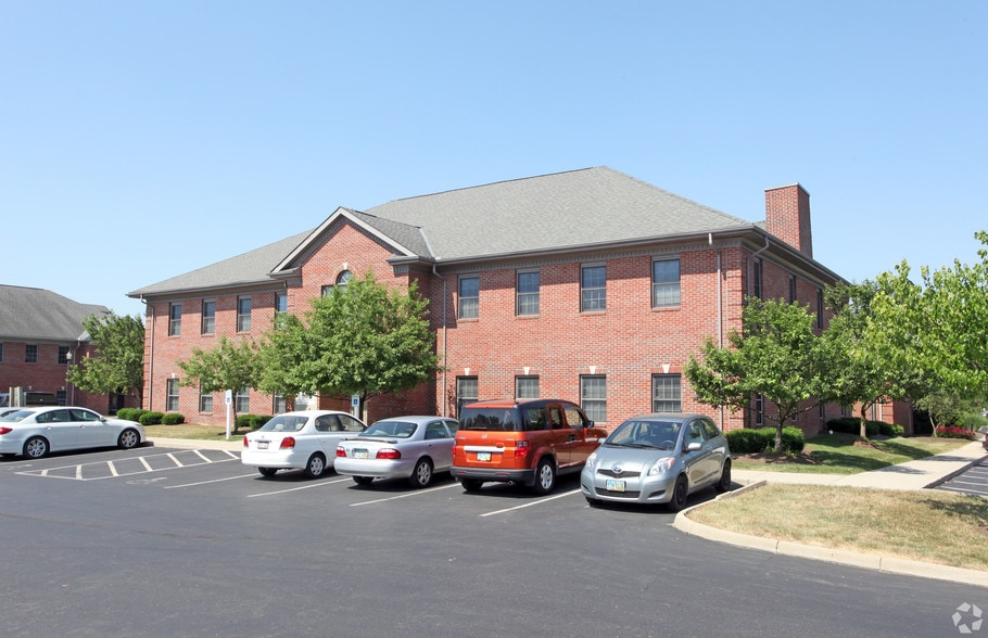 100 Dorchester Sq, Westerville, OH for lease - Building Photo - Image 2 of 11