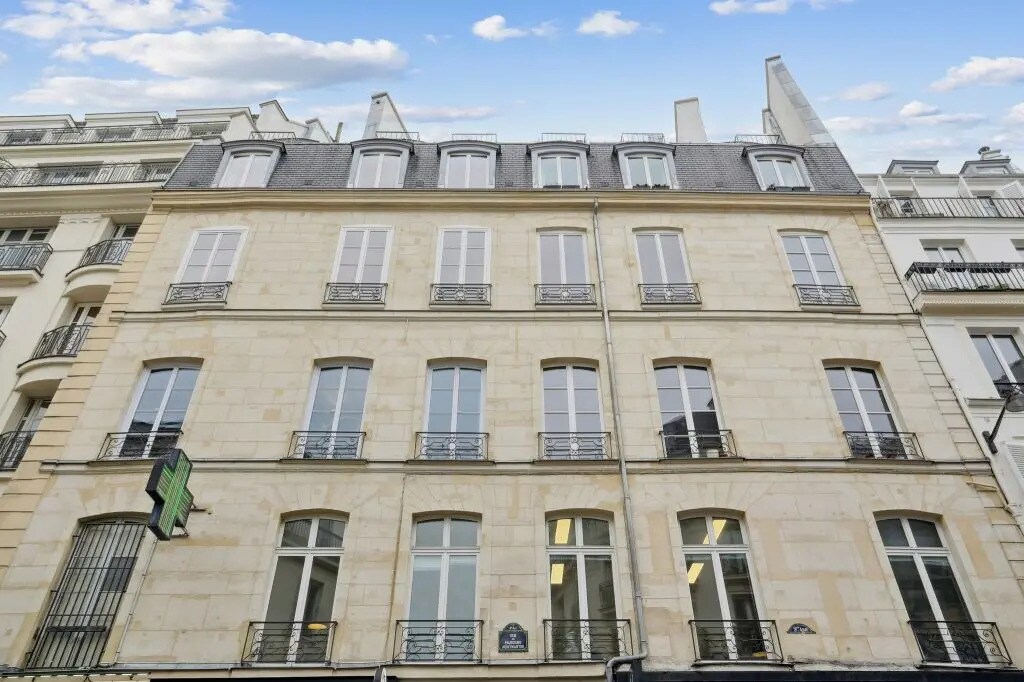 17 Rue Du Faubourg Montmartre, Paris for lease Building Photo- Image 1 of 10
