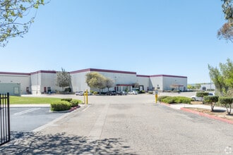 2717 Aviation Way, Santa Maria, CA for lease Interior Photo- Image 2 of 18