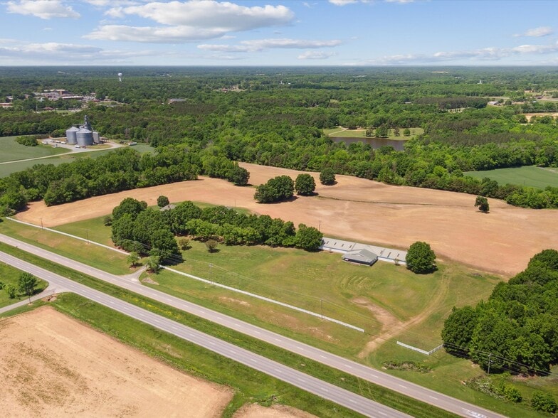 4809 E Highway 74 Hwy, Wingate, NC for sale - Building Photo - Image 3 of 11