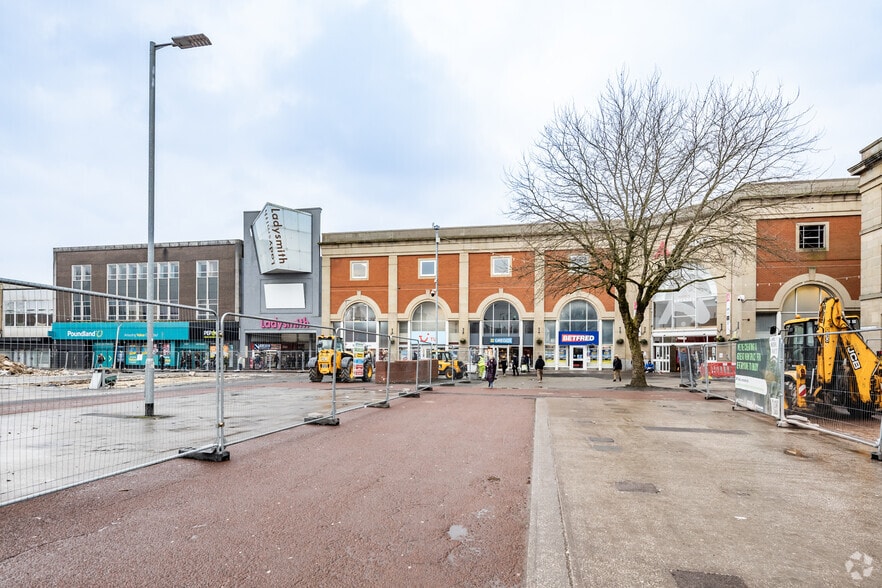 Warrington St, Ashton Under Lyne for lease - Building Photo - Image 3 of 4