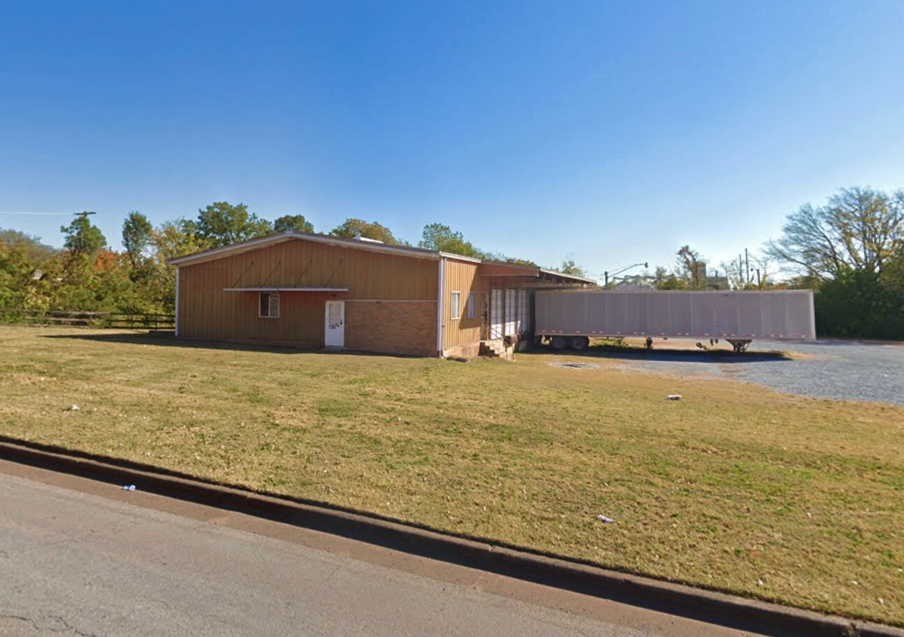 220 8th Ave NW, Decatur, AL à louer Photo du bâtiment- Image 1 de 3