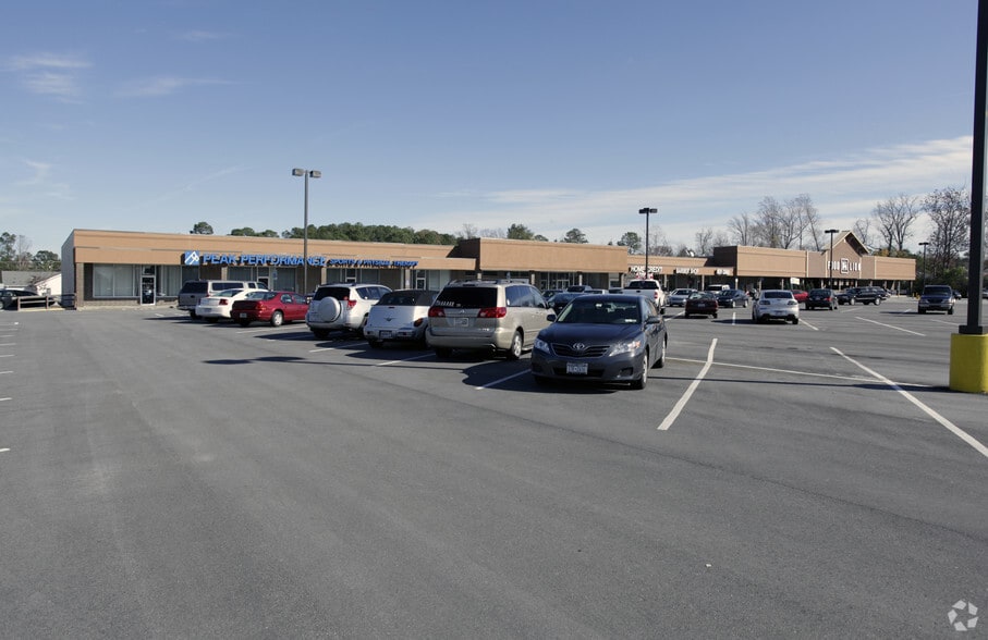 1146 Gum Branch Rd, Jacksonville, NC for lease - Primary Photo - Image 1 of 8