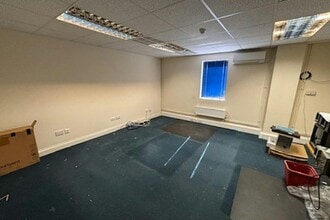 Campbell Ct, Bramley à louer Photo intérieure- Image 2 de 5