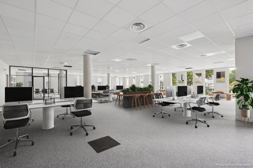 70 A Cours Tolstoï, Villeurbanne for lease - Interior Photo - Image 1 of 19