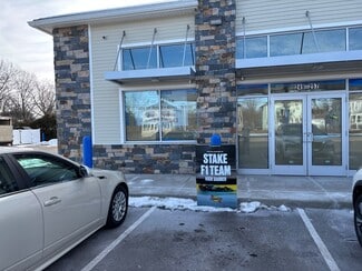 Plus de détails pour 249 Silver Ln, East Hartford, CT - Commerce de détail à louer