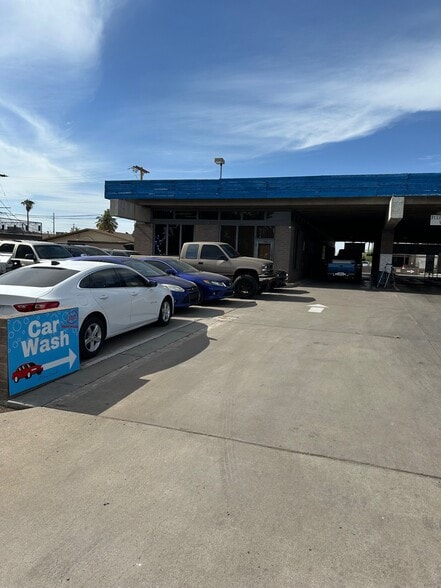 324 N Country Club Dr, Mesa, AZ for lease - Building Photo - Image 3 of 8