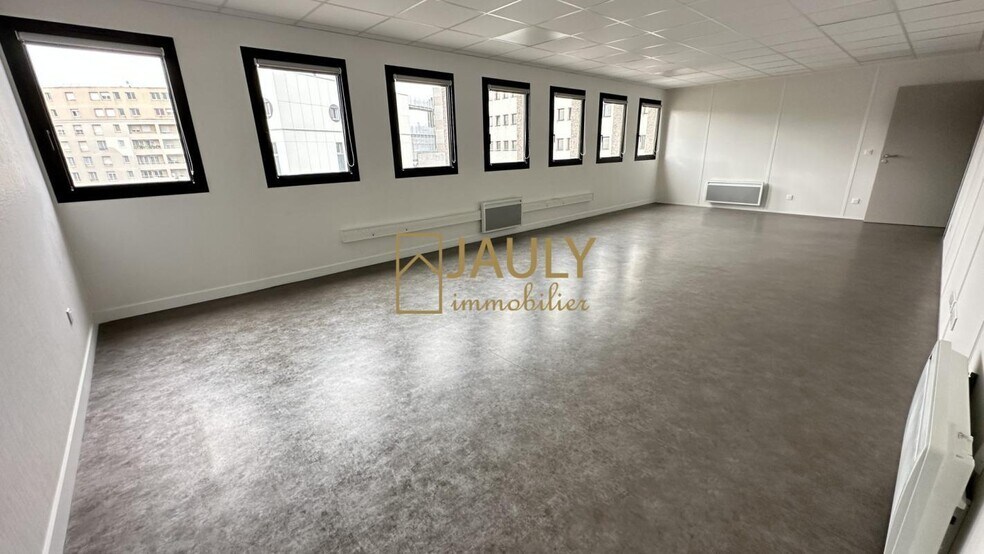 38 Rue Aristide Briand, Meaux à vendre - Photo du bâtiment - Image 2 de 13