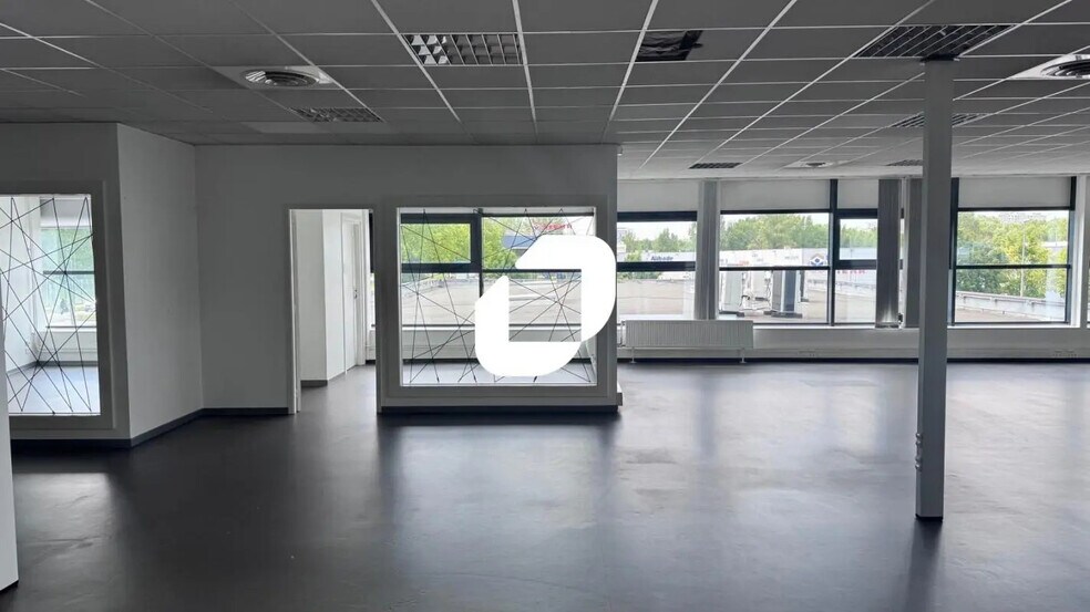 41 Avenue Du Rhin, Strasbourg for lease - Interior Photo - Image 3 of 8