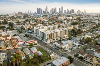 330 N Westlake Ave, Los Angeles, CA - Aérien  Vue de la carte