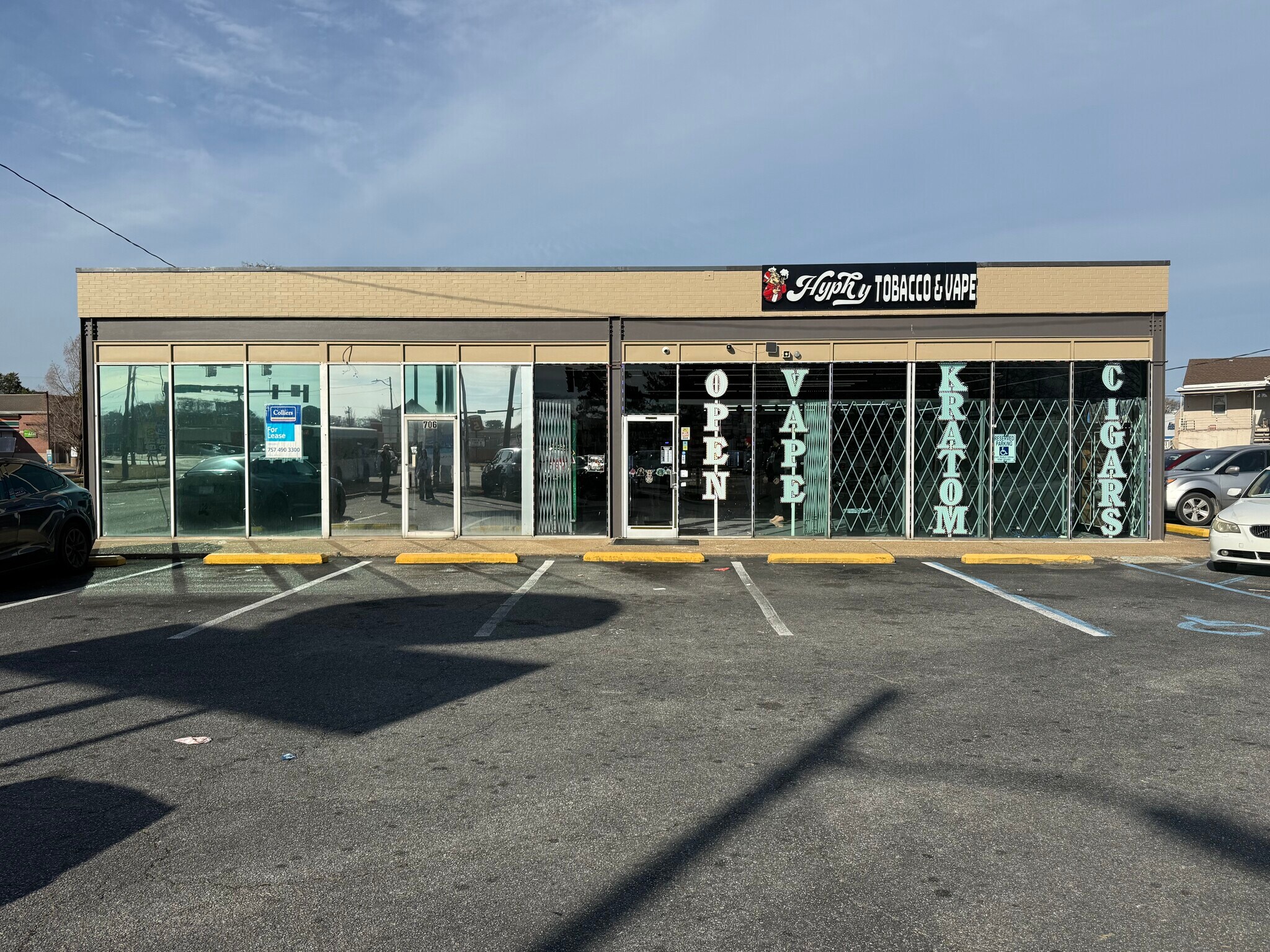 706 Airline Blvd, Portsmouth, VA for lease Primary Photo- Image 1 of 6