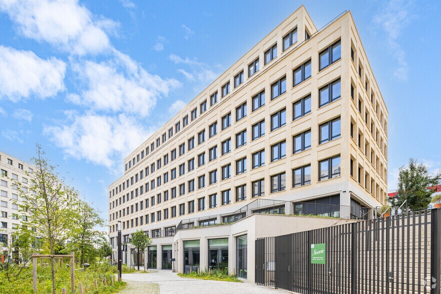 25 Allée Rose Dieng-Kuntz, Paris à louer - Photo du bâtiment - Image 3 de 44