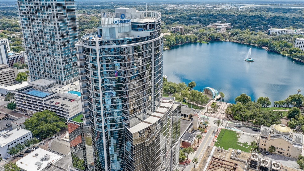 111 N Magnolia Ave, Orlando, FL for lease - Building Photo - Image 1 of 35