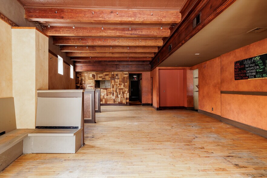 42 Railroad St, Great Barrington, MA à louer - Photo intérieure - Image 3 de 11