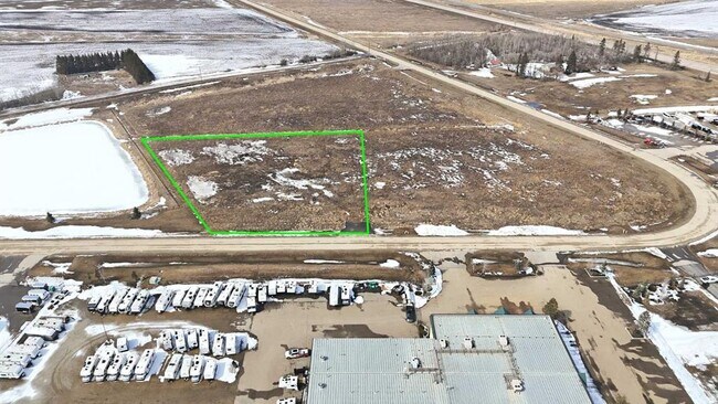 Plus de détails pour 27211 Highway 12, Lacombe, AB - Terrain à vendre