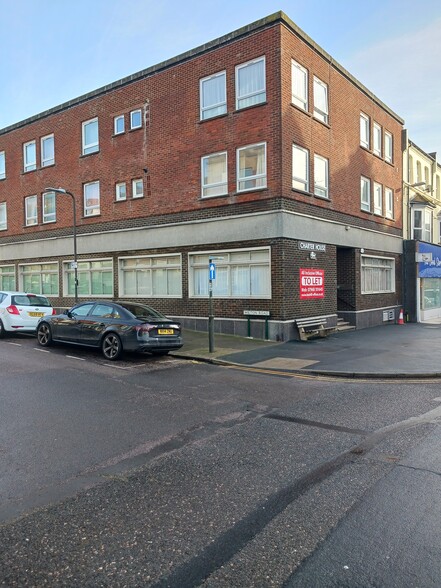 43 St Leonards Rd, Bexhill On Sea for lease - Building Photo - Image 2 of 6