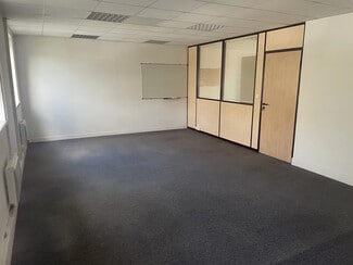 More details for 4 Allée Kepler, Champs-sur-Marne - Office for Lease