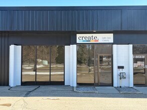 5580 45 St, Red Deer, AB for lease Interior Photo- Image 2 of 10