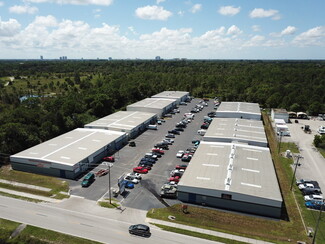 Plus de détails pour 8391 Littleton Rd, North Fort Myers, FL - Industriel à louer