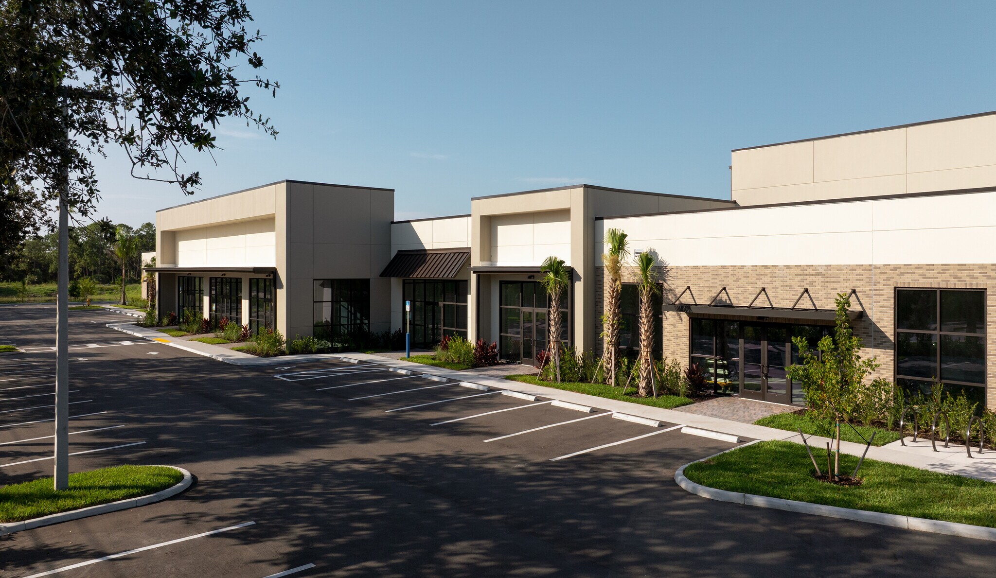 9606 Bernpine Ct, Bonita Springs, FL à louer Photo principale- Image 1 de 6