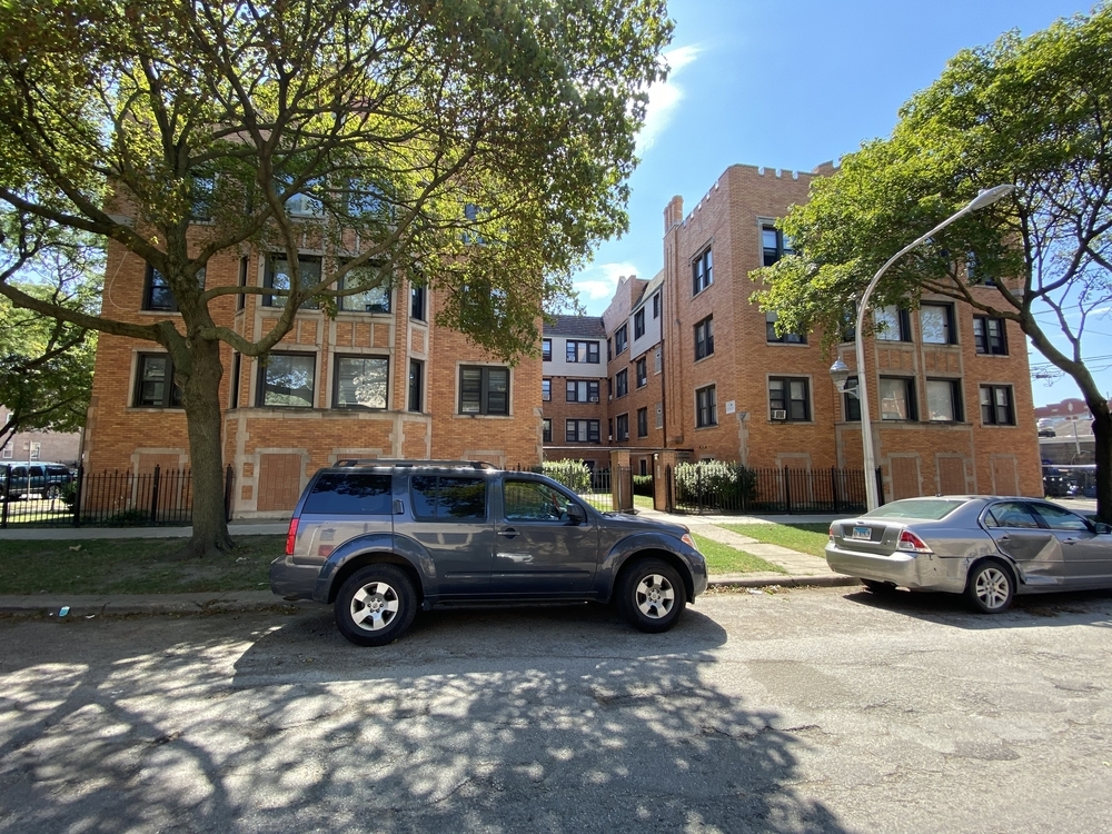 8102 S Maryland Ave, Chicago, IL à vendre Photo principale- Image 1 de 17