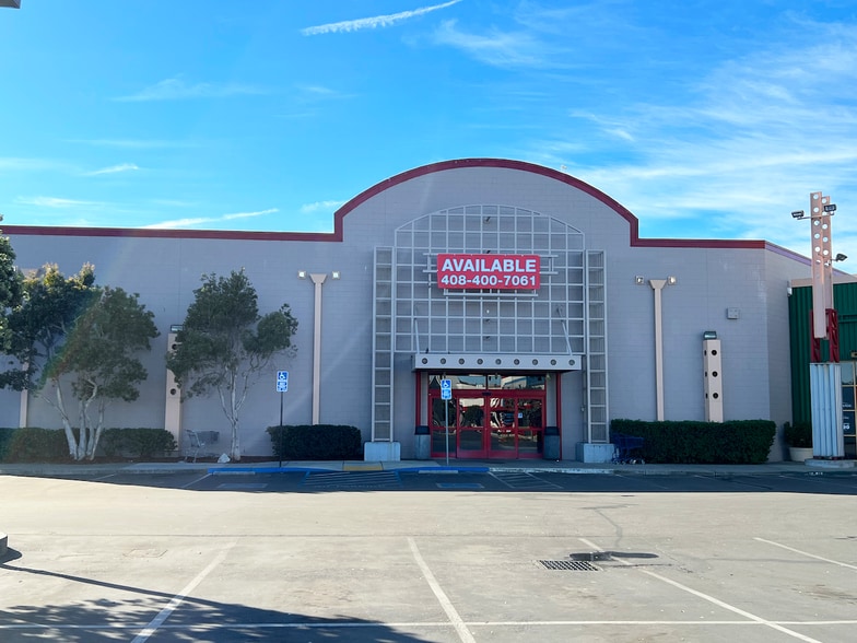 800-990 Playa Ave, Seaside, CA for lease - Building Photo - Image 3 of 13