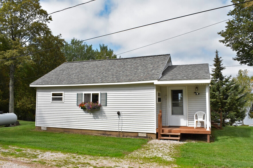 W18070 County Rd, Germfask, MI for sale - Building Photo - Image 2 of 11