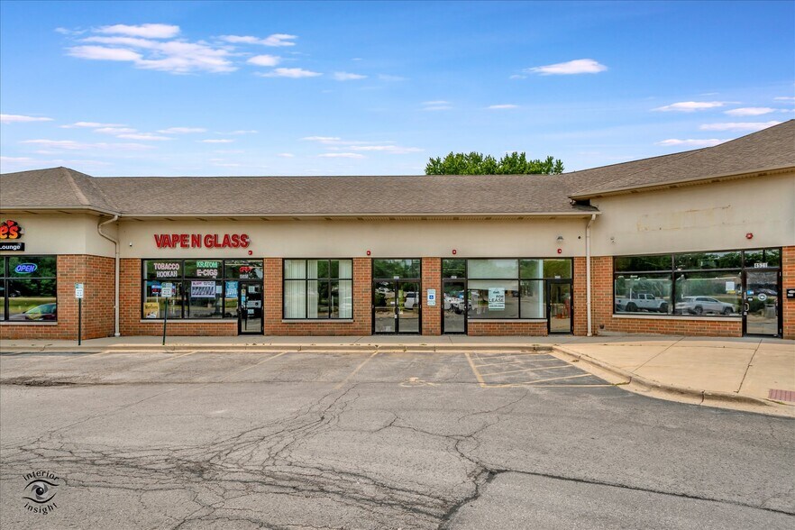 4579-4583 State Route 71, Oswego, IL à louer - Photo du bâtiment - Image 2 de 19