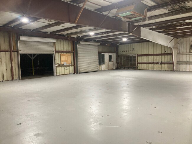 More details for 870-874 NE Pop Tilton Pl, Jensen Beach, FL - Industrial for Lease