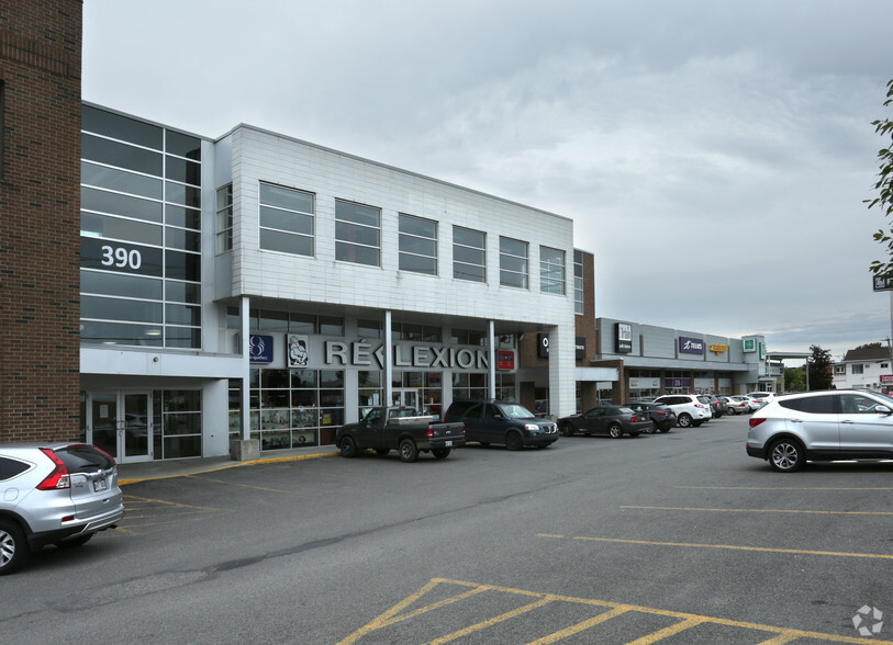 378-390 Boul Maloney E, Gatineau, QC for lease - Primary Photo - Image 1 of 2