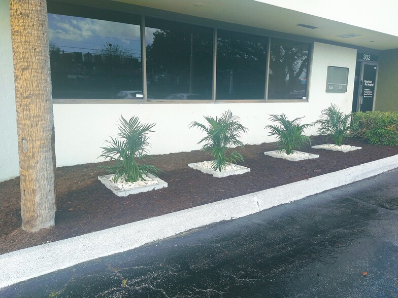 3115 NW 10th Ter, Oakland Park, FL for lease - Building Photo - Image 3 of 16