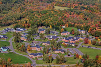 Plus de détails pour 83 Pineland Dr, New Gloucester, ME - Bureau à louer