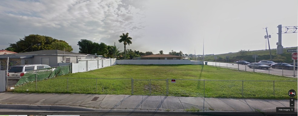 1411 NW 37th Ave, Miami, FL for sale - Primary Photo - Image 1 of 1