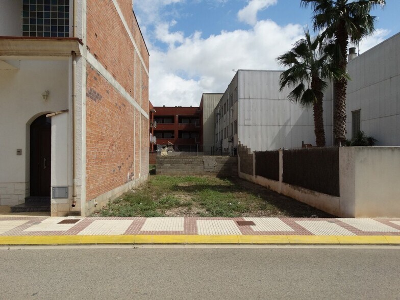 Avinguda de la Generalitat, 34, L'Aldea, Tarragona à vendre - Photo du bâtiment - Image 2 de 3