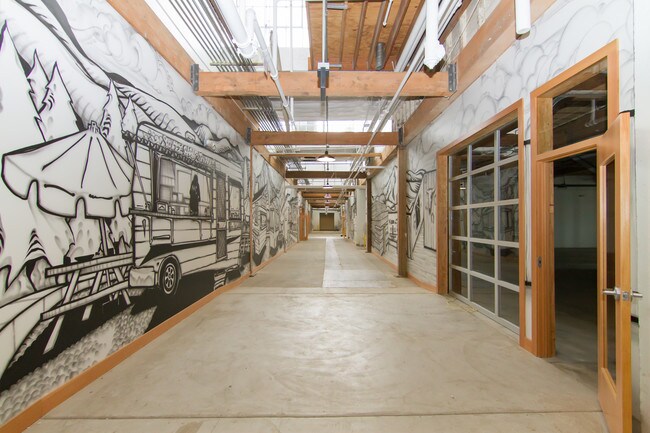 More details for 4784 SE 17th Ave, Portland, OR - Office for Lease