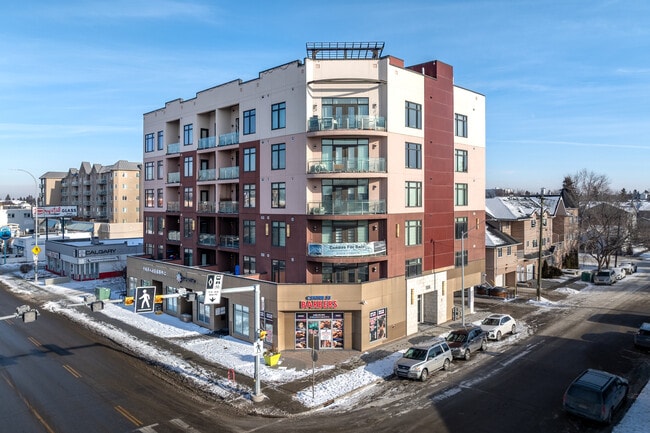 More details for 1406 Centre St NE, Calgary, AB - Multifamily for Sale
