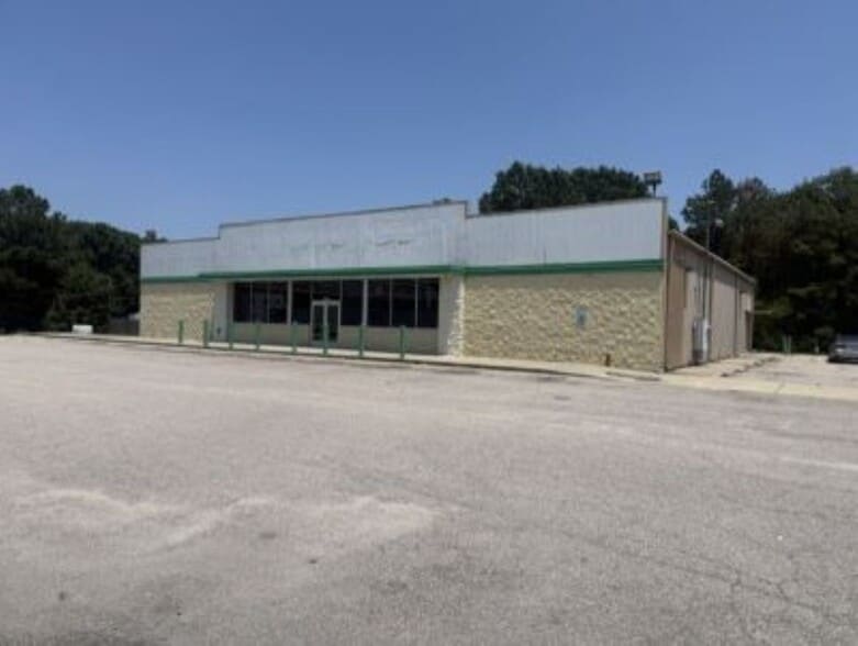 5016 Elm City Rd, Elm City, NC à vendre - Photo du bâtiment - Image 3 de 5