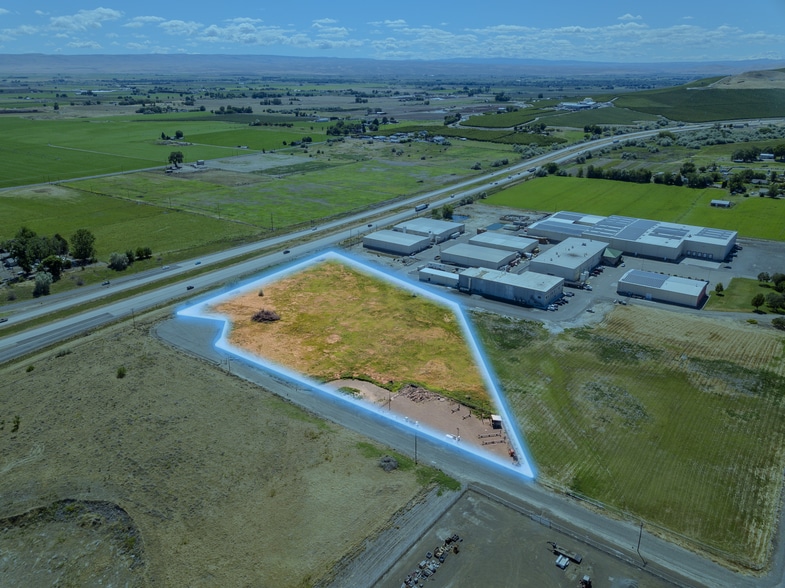 NKA Wells Road, Sunnyside, WA for sale - Aerial - Image 3 of 8