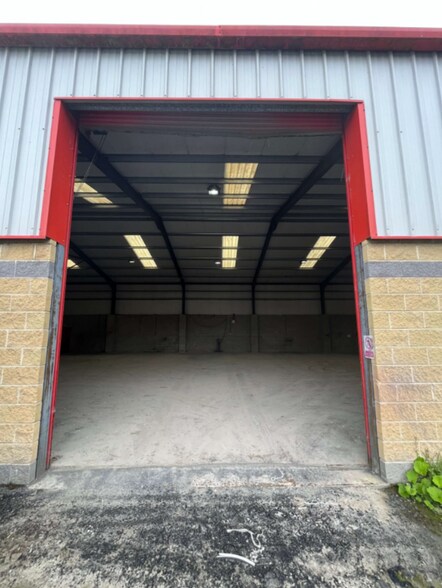 57B-57C Whitesides Hl, Craigavon à louer - Photo du bâtiment - Image 2 de 3