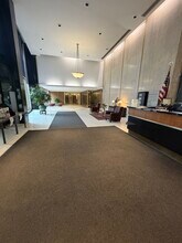 5701 N Sheridan Rd, Chicago, IL à louer Photo intérieure- Image 2 de 6